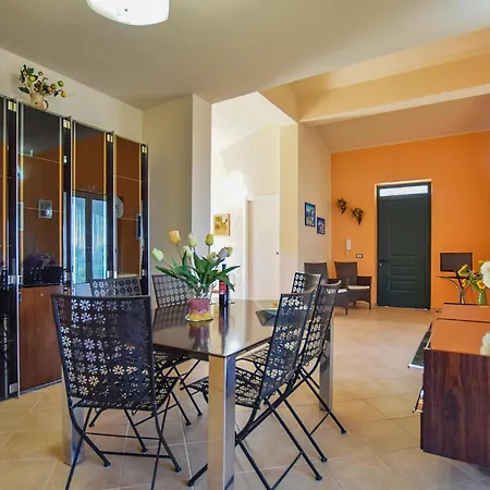 Holiday home Sole Mare 3